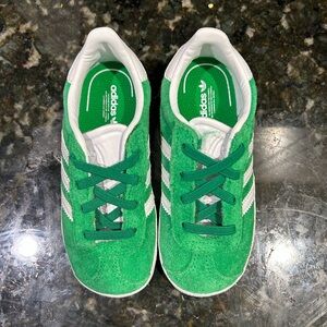 Adidas Kids / Toddler Green Gazelle Sneakers 9